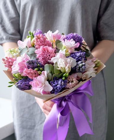 Бесплатная доставка цветов в Карашиной